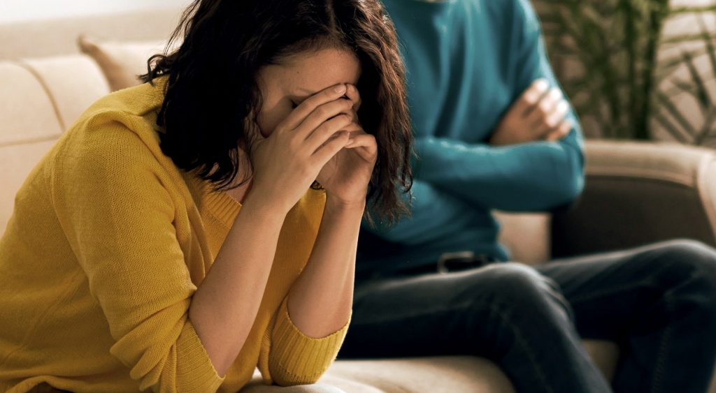 با بد دلی شوهر چه کنیم؟ 1 با بد دلی شوهر چه کنیم؟
