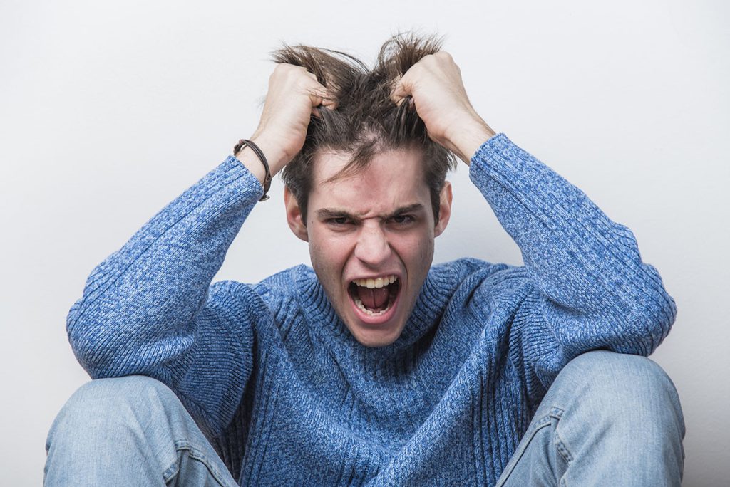 پرخاشگری نوجوان یک فریاد خاموش است