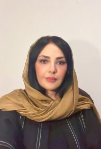 خانم ماندانا لاری کاشانی